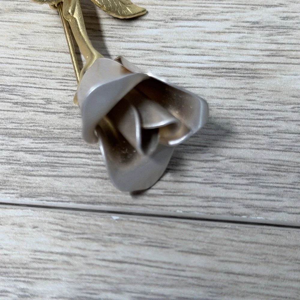 N/A vintage rose